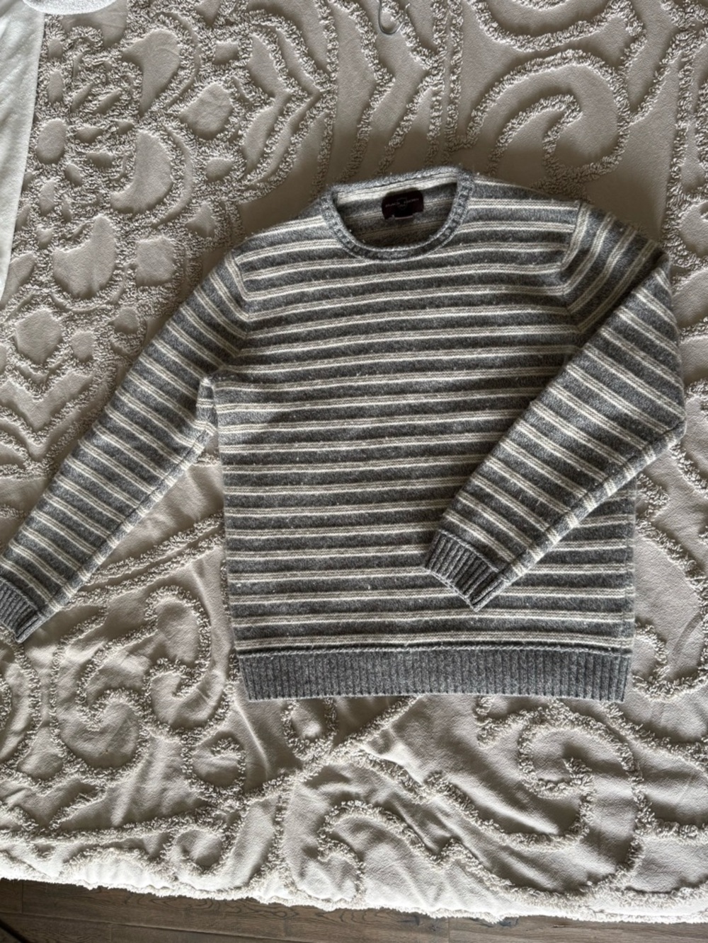 #156 🌷Black Brown 1826 grey striped lambs wool crew neck sweater - Picture 3 of 6